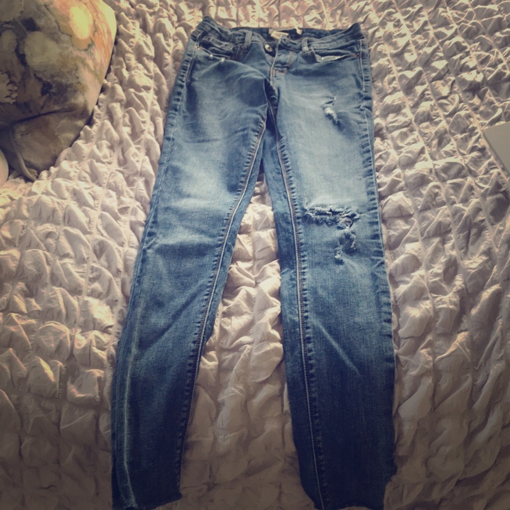 American Rag Cie - Distressed Skinny Jeans